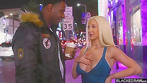 Sexy blonde fucked on a ride