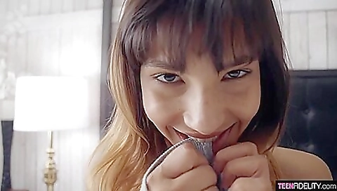 She loves to fuck with a lesson