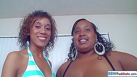 Shemal melaniera gets fucked by a huge cock