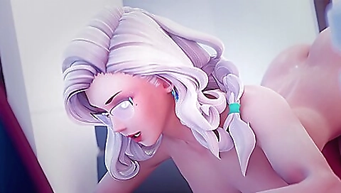 Mil maskso and ready to get into the pool