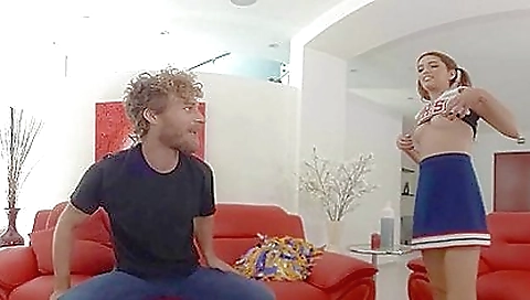 I fuck my gf and cum at the fiesta